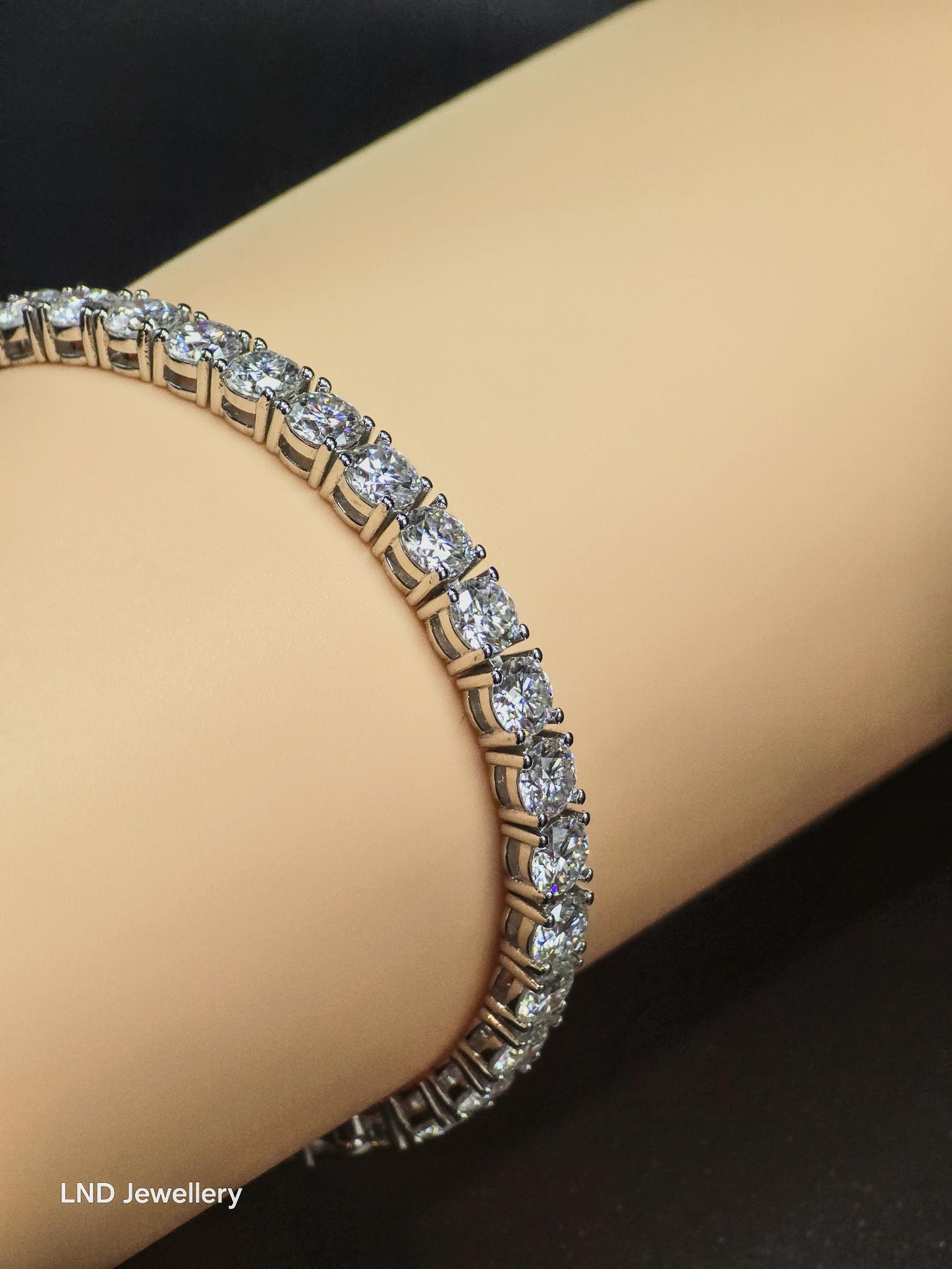 5mm Classic Tennis Bracelet | VVS1 D Colour | 925 Sterling silver