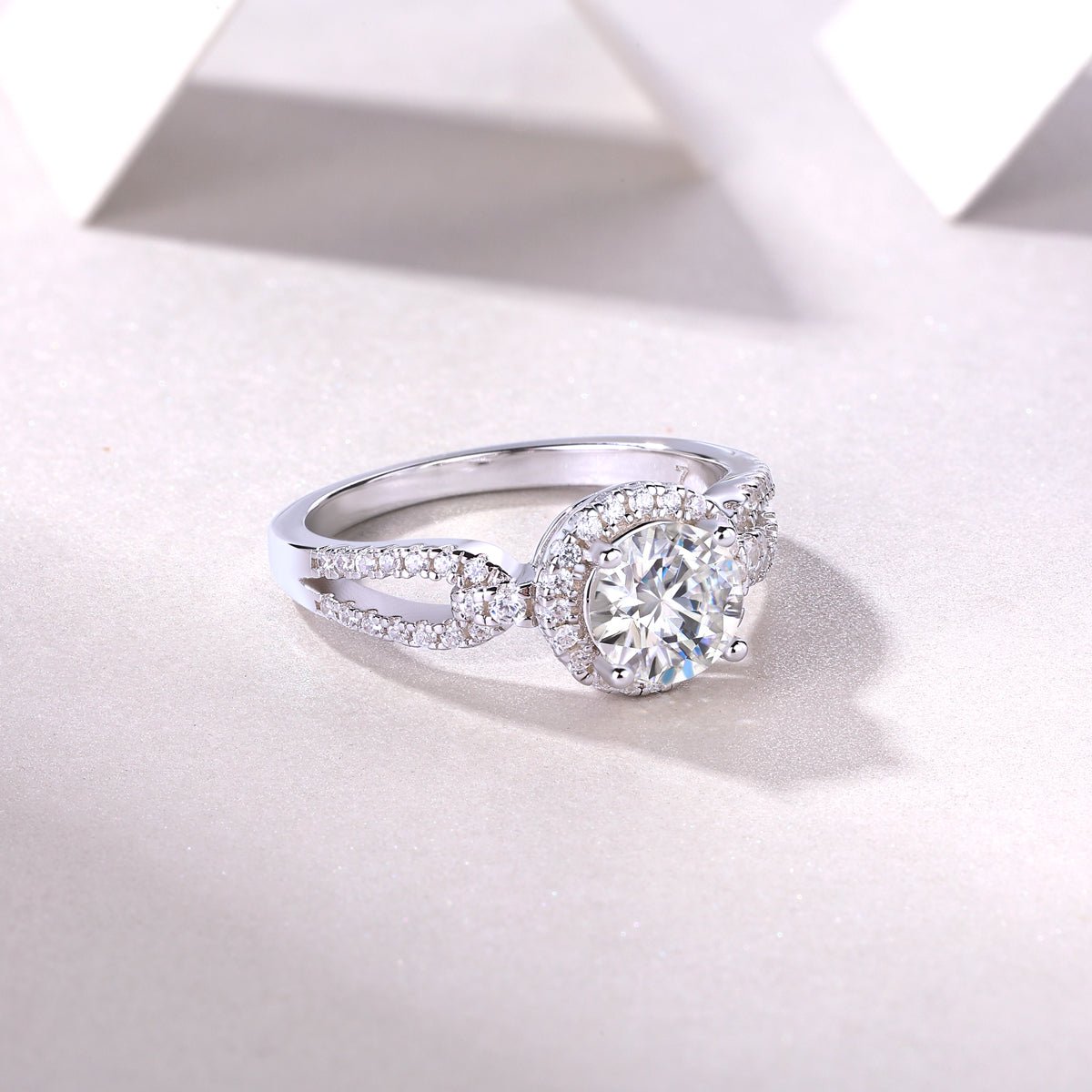 ✨ Infinity Halo Moissanite Ring | Sterling Silver - LND Jewellery